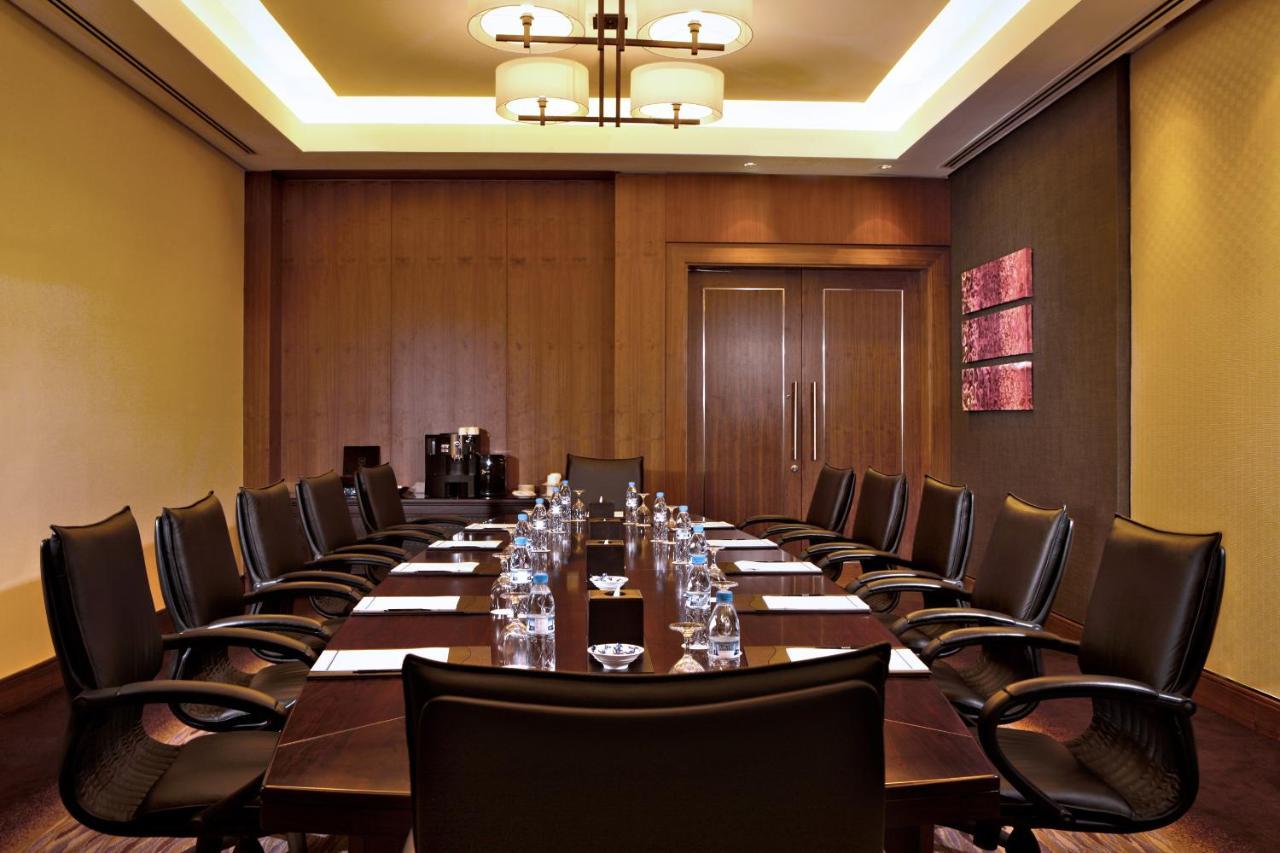 Amwaj Rotana, Jumeirah Beach - Dubai Exterior photo Meeting room