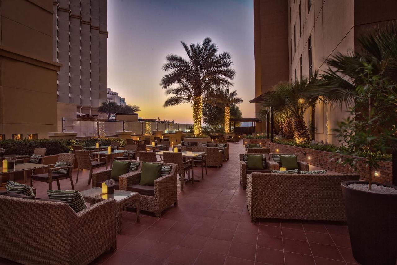 Amwaj Rotana, Jumeirah Beach - Dubai Exterior photo The Terrace