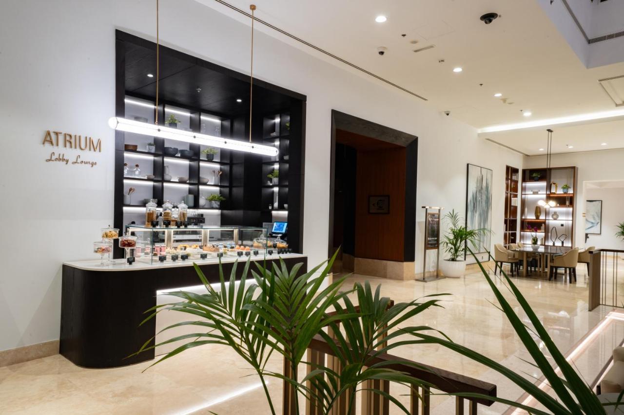 Amwaj Rotana, Jumeirah Beach - Dubai Exterior photo Atrum Beauty store in Dubai